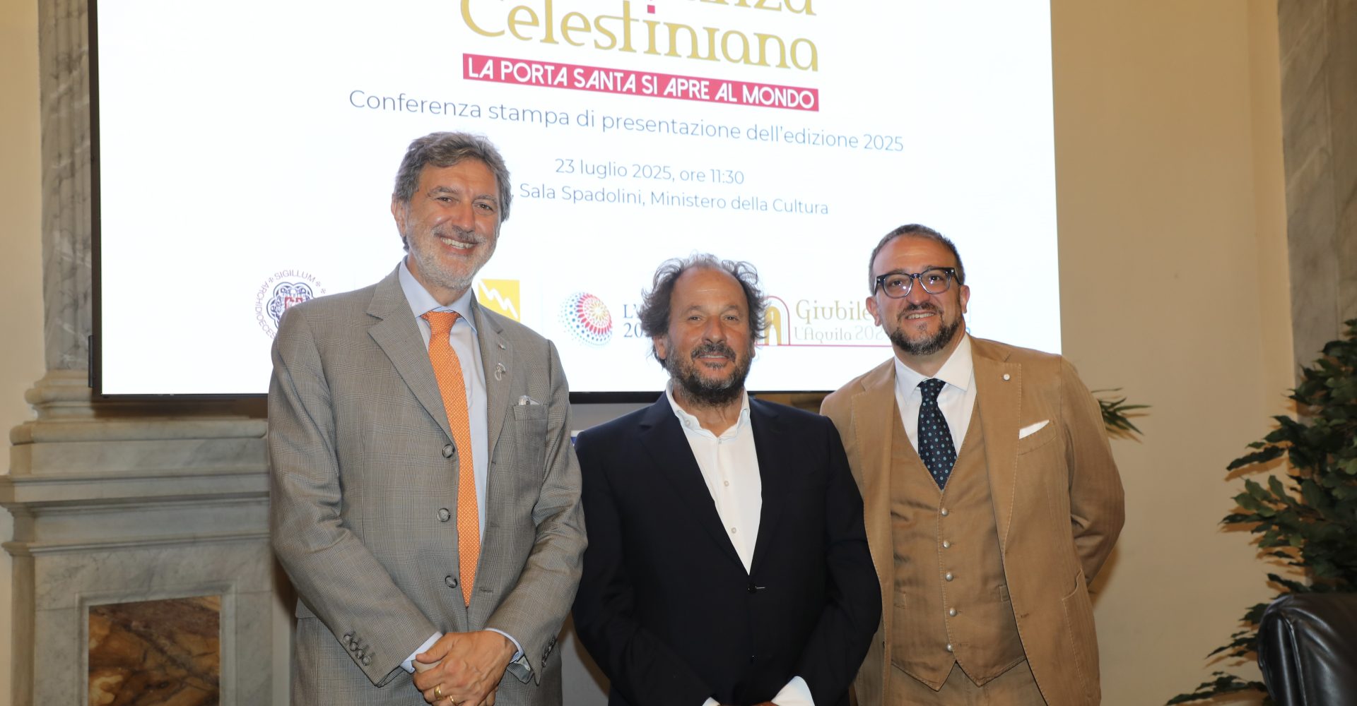 Il Presidente Marsilio con il sindaco Biondi e iil direttore artistico De Amicis
